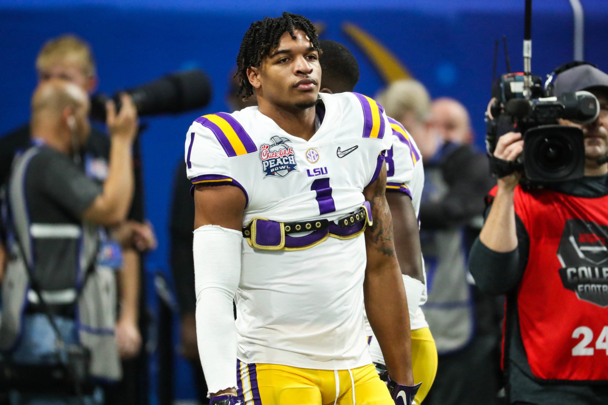 Preseason Biletnikoff Award watch list released