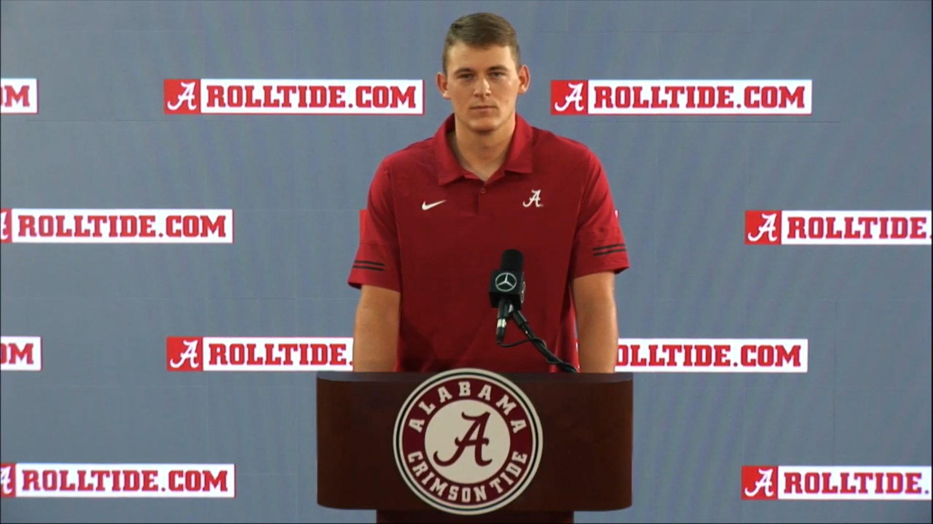 Alabama starting QB Mac Jones praises Bryce Young 'He puts his head