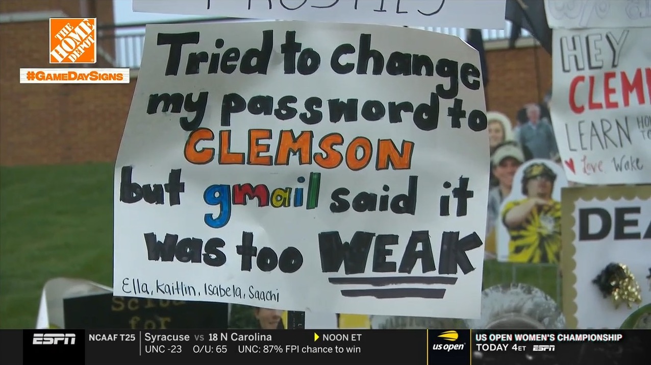The best College GameDay (virtual) signs from Week 1