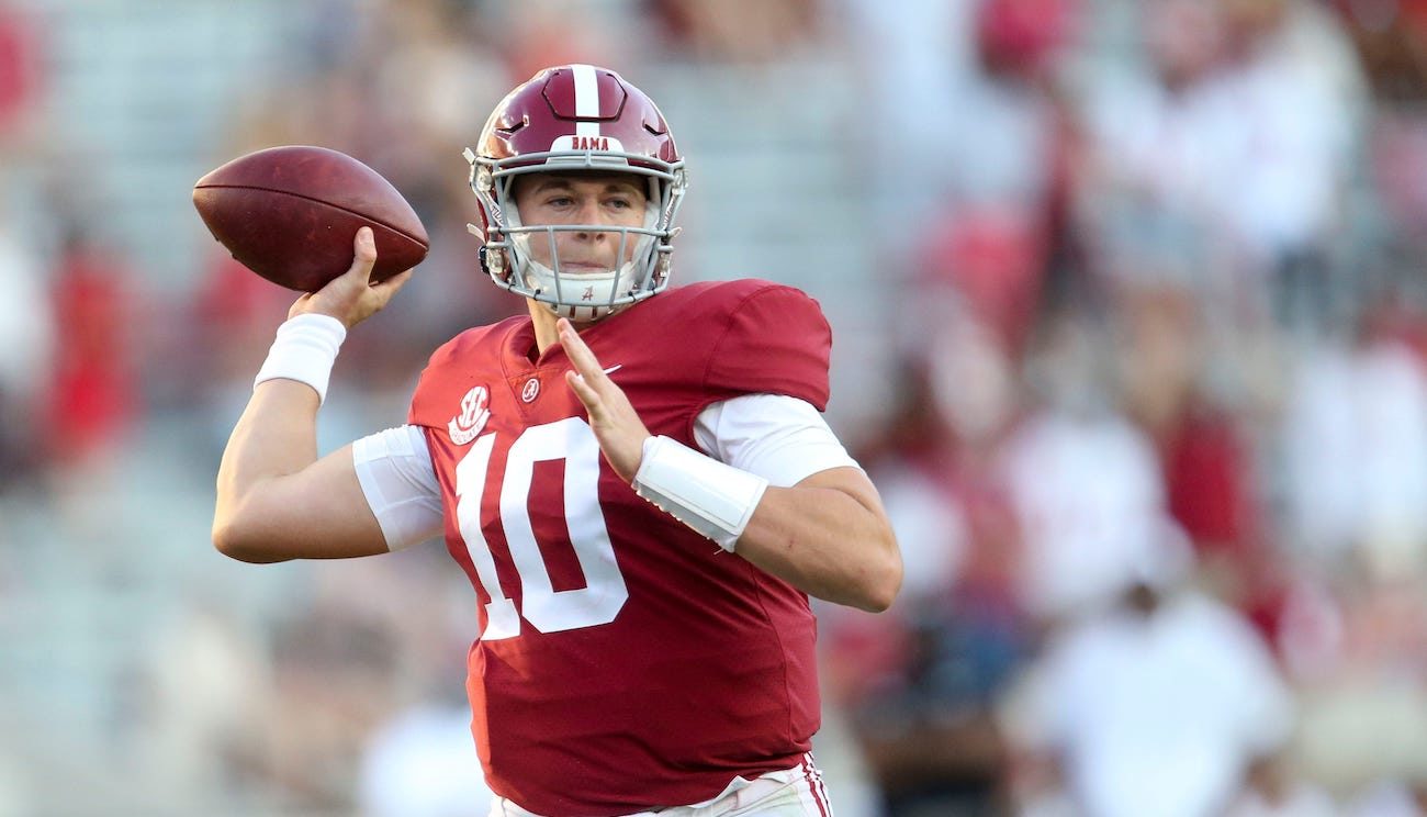 Mac Jones' father, sister embracing his nickname with incredible gameday masks