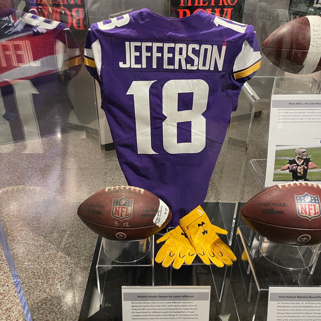 Pro Football Hall Of Fame Recognizes Justin Jefferson'S Historic Rookie ...