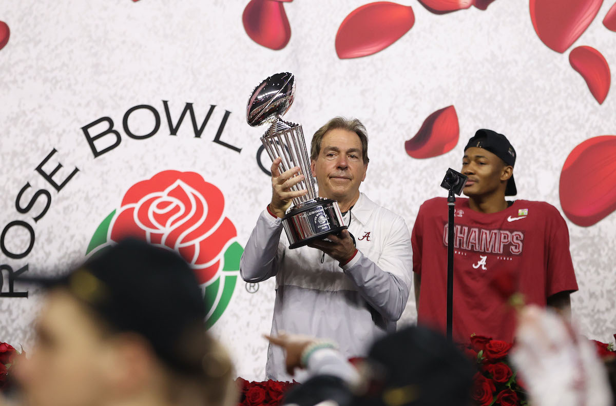 Alabama announces 2021 salaries for football assistant coaches