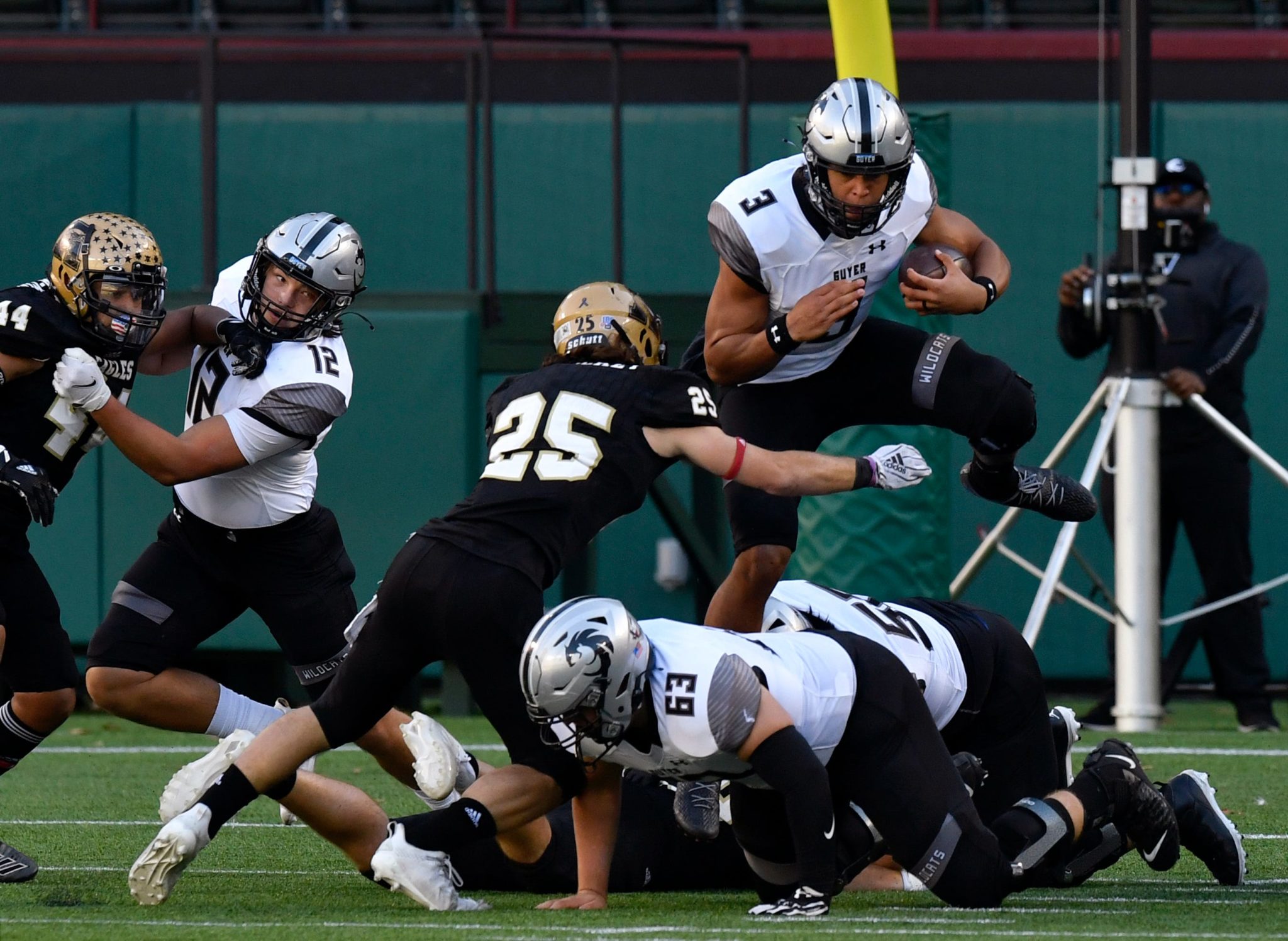 Which 2021 SEC quarterback signee has the quickest path to starting