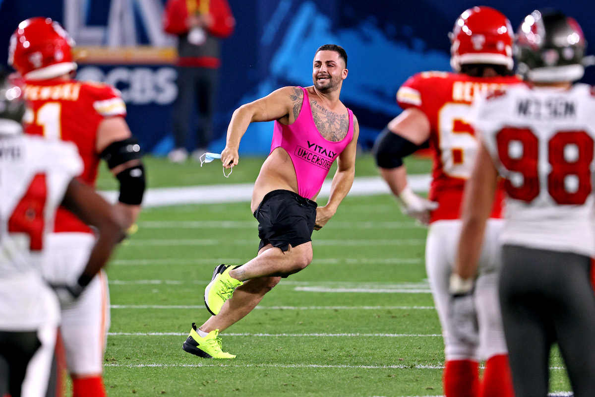 nfl streaker bet