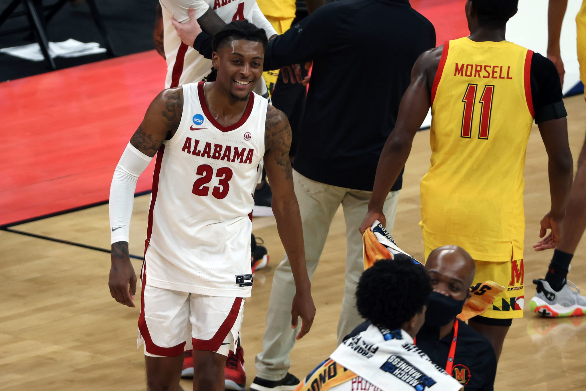 ESPN analyst Jay Bilas still sees Alabama as a Final Four team