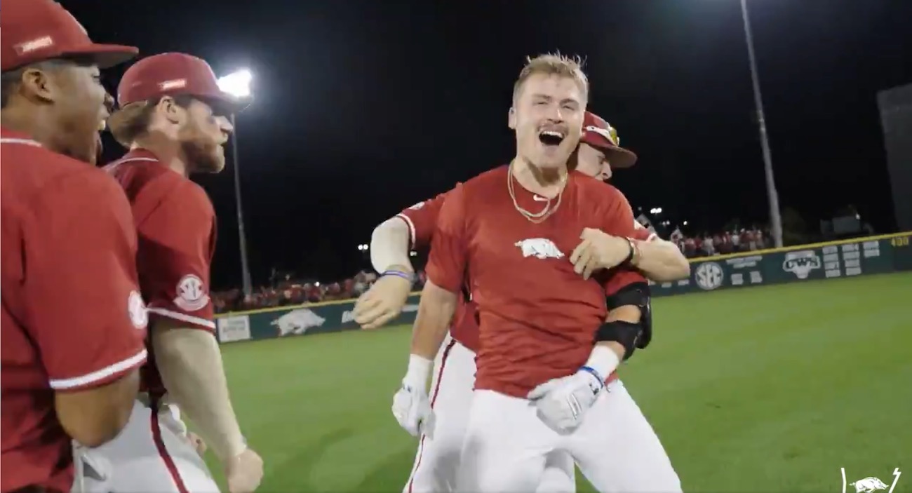 Arkansas baseball walks off against Florida to win 2021 SEC title