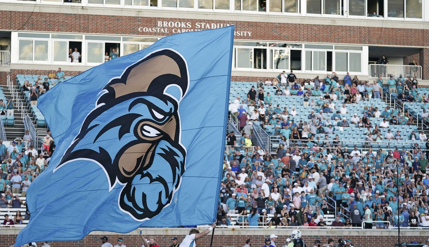 college-football-schedule-september-10-4-games-happen-friday-night
