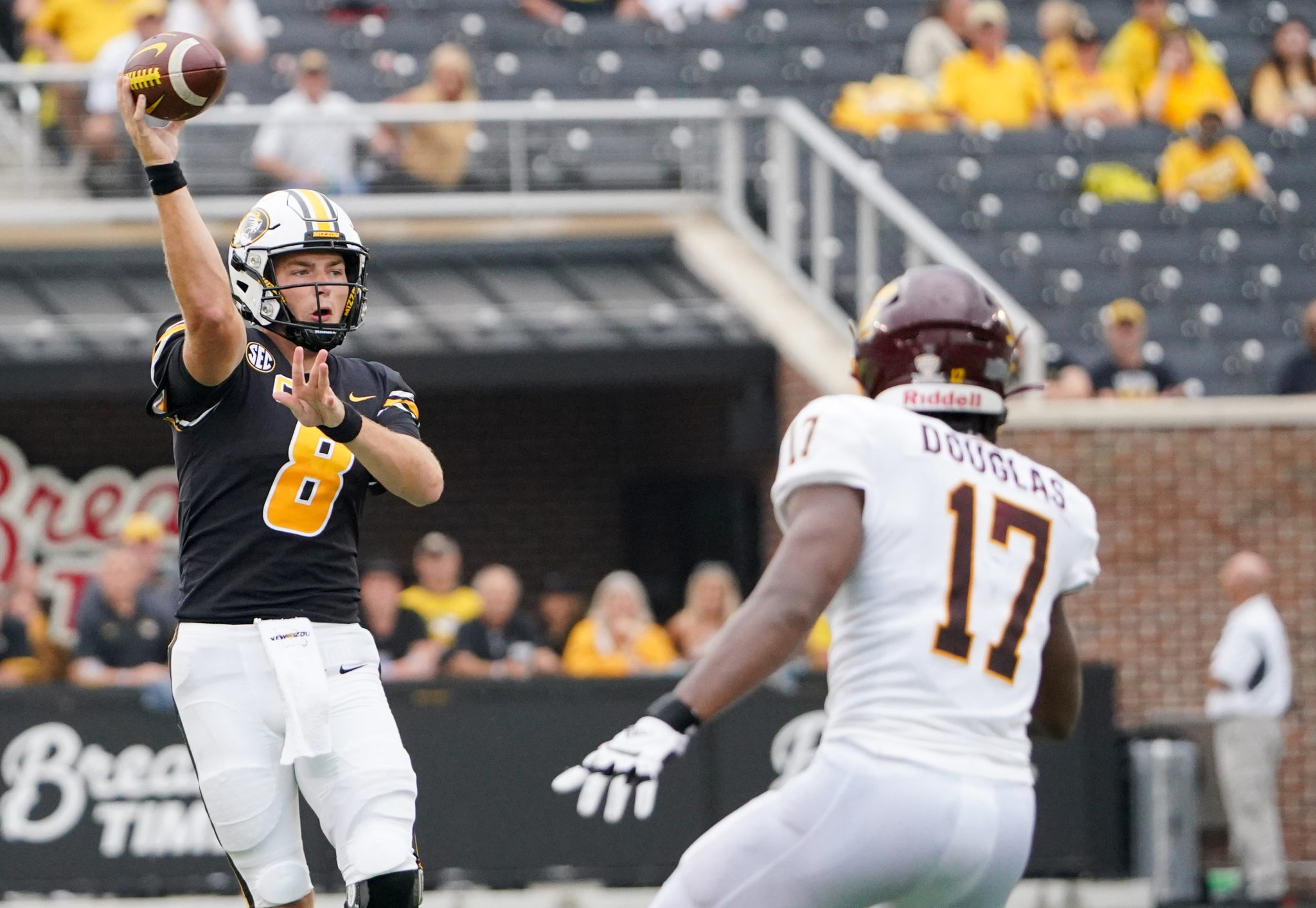 Connor Bazelak's star potential gives Missouri hope Connor Bazelak's star potential gives Missouri hope