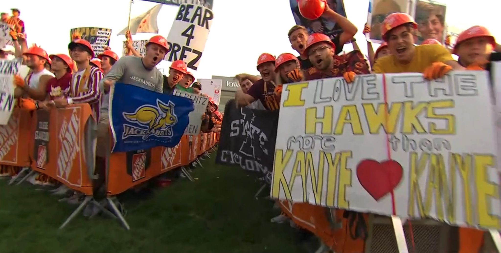 Best College GameDay signs from Saturday's IowaIowa State game