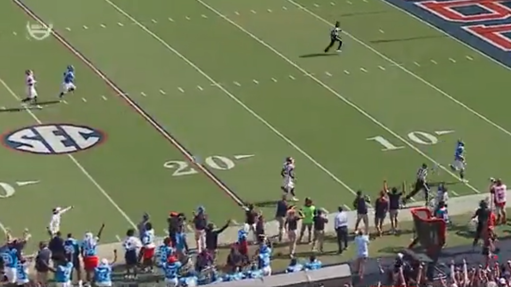 Lane Kiffin throws clipboard on Ole Miss' gamewinning TD pass