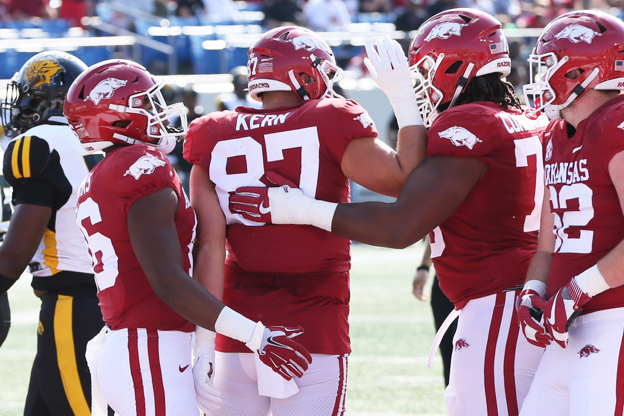 Arkansas builds big lead by halftime, but fans weren't impressed by