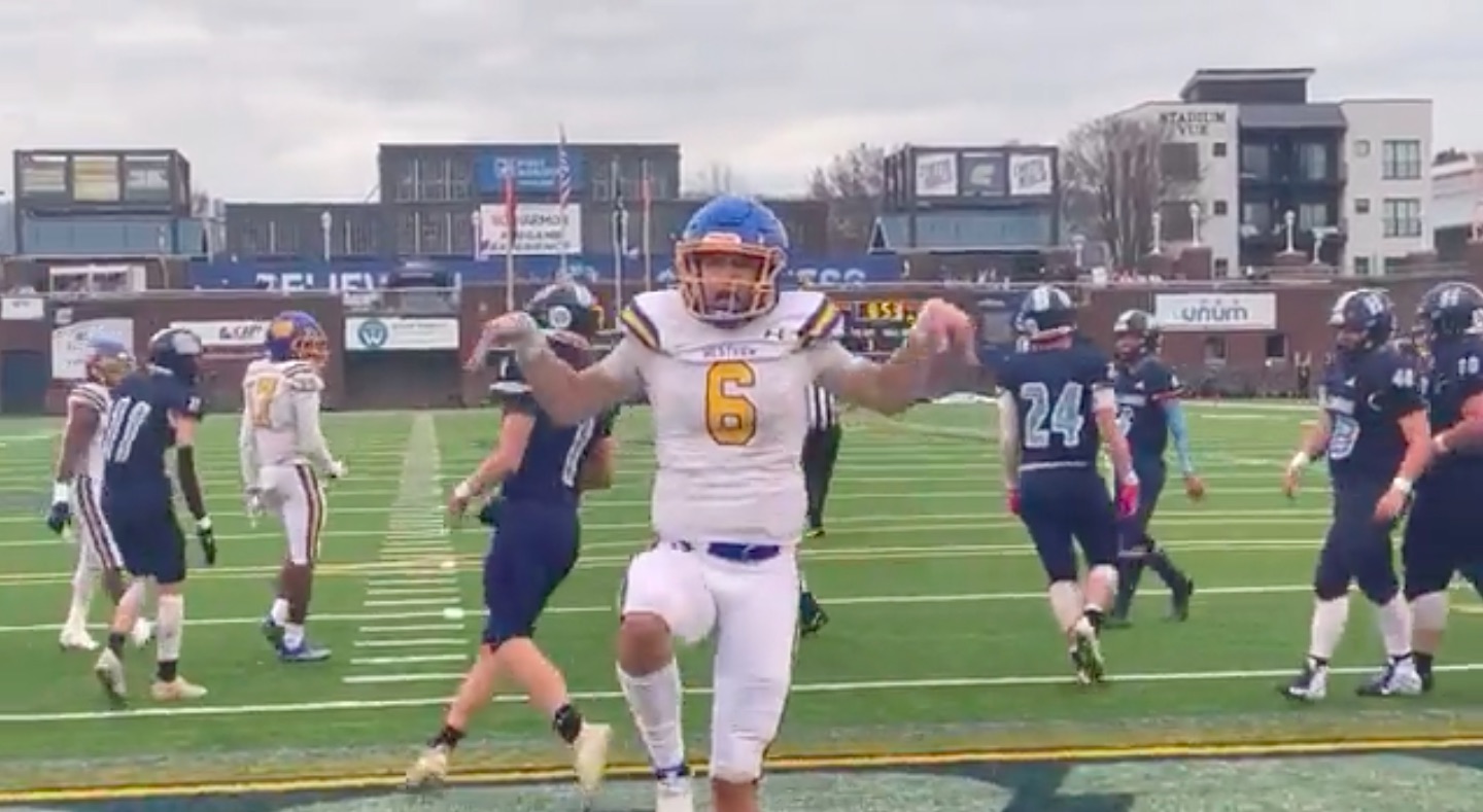 Alabama QB commit Ty Simpson leads HS team to Tennessee state title