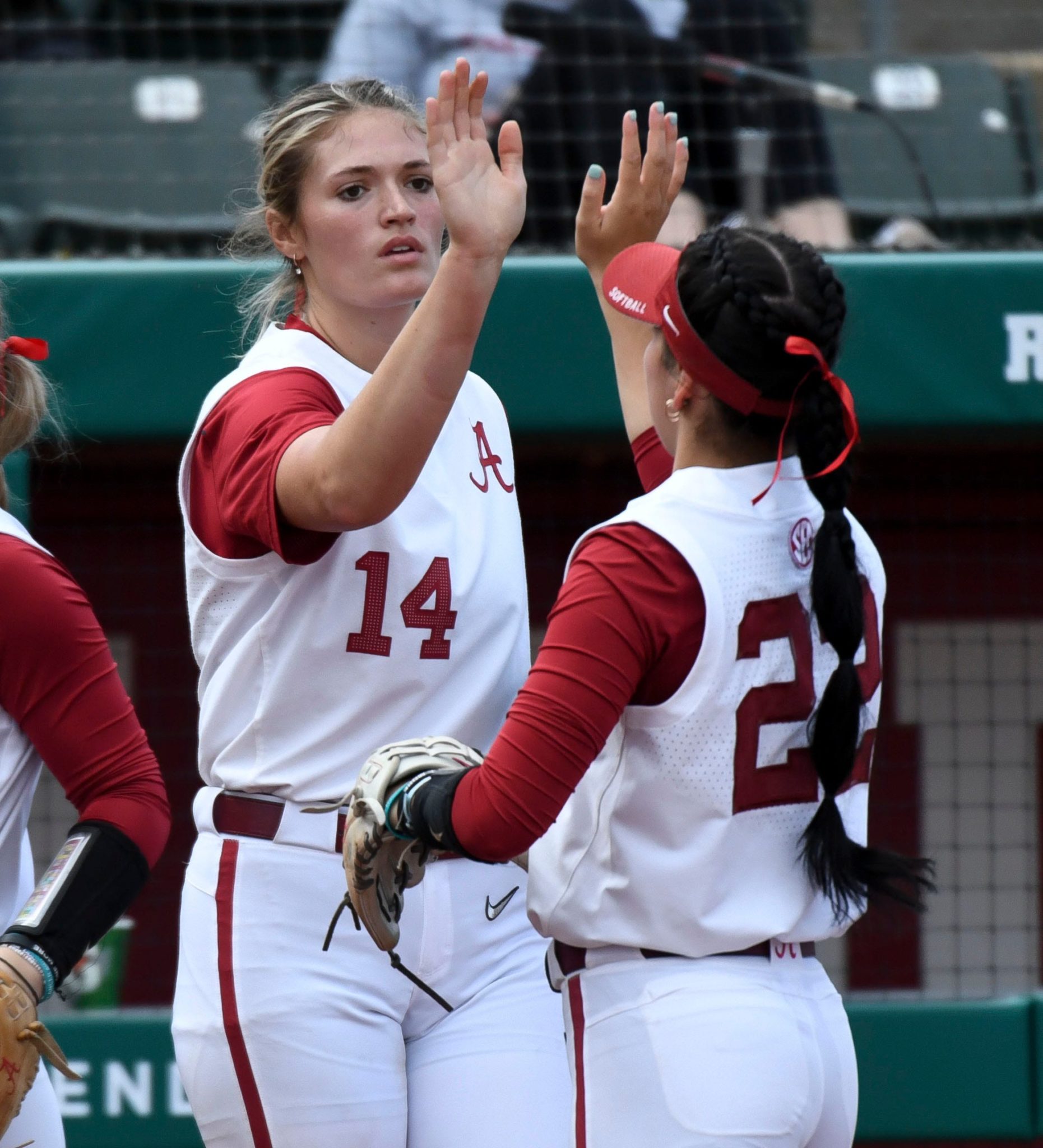 College Softball Extra Innings Arkansas, Mizzou, Alabama dominate week