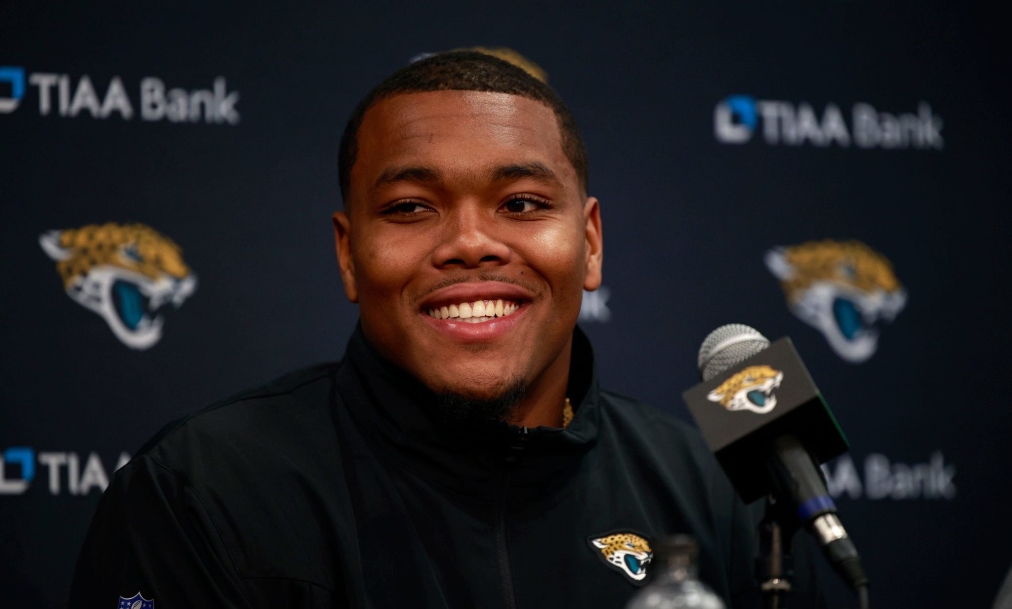 Travon Walker sees his contract officially set, including mega signing