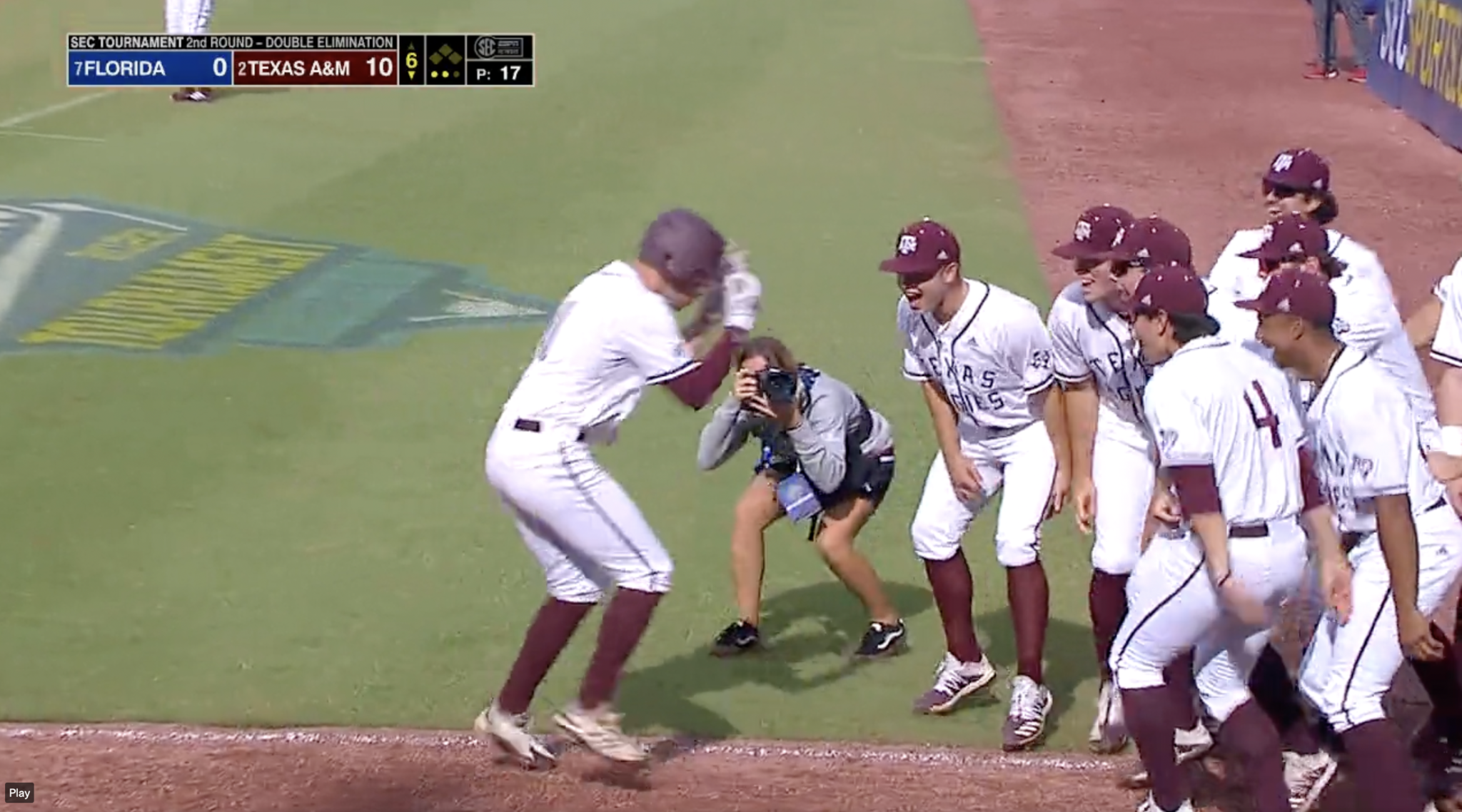 Texas A&M delivers runrule victory over Florida, limits Gators to 1 hit