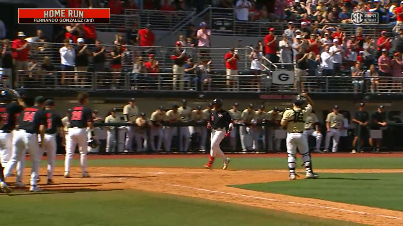 baseball rides huge 7th inning to seriestying win over Vanderbilt