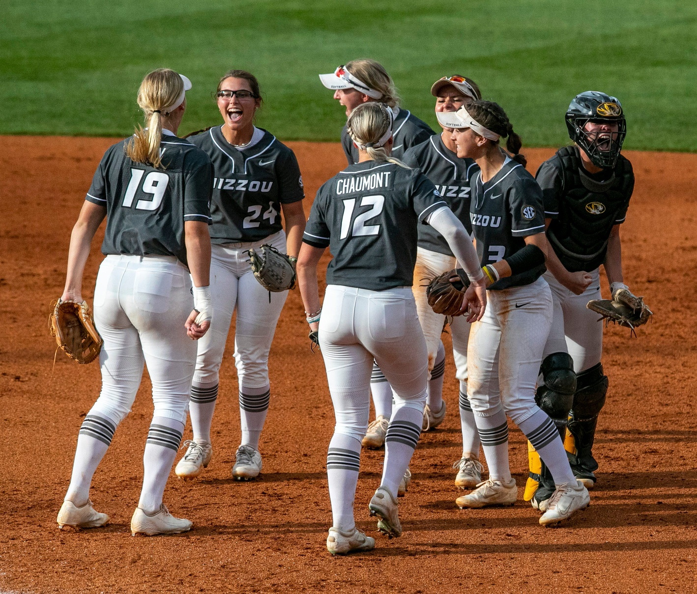 SEC Softball Tournament Semifinals are set. Here's what each must do
