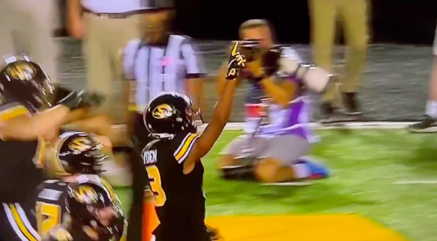 Luther Burden scores first touchdown in a Mizzou uniform