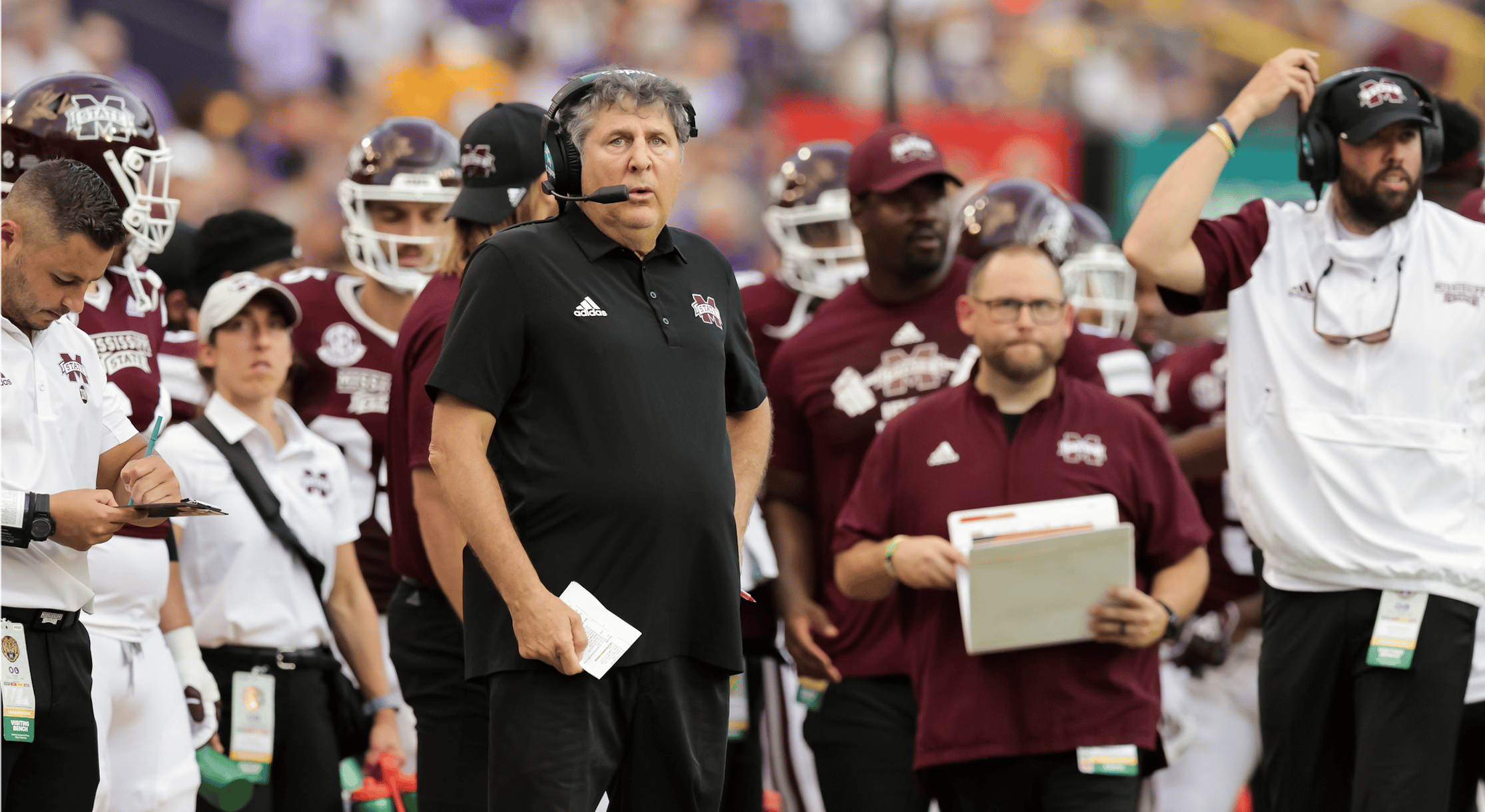 Mike Leach reacts to special teams miscues, fourth down attempts after