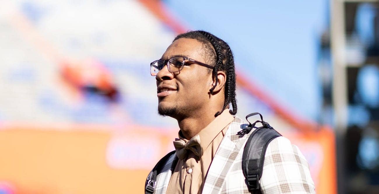 Anthony Richardson injury update Gators QB leaves game, heads to