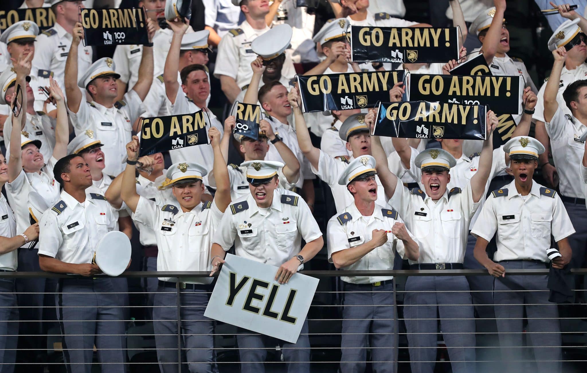 Air ForceArmy game features hilarious twist on classic 'We Want Bama' sign