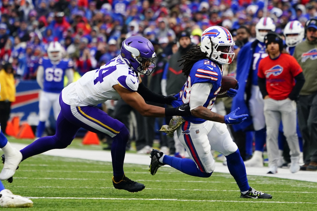 James Cook, Dalvin Cook swap jerseys after epic BillsVikings game