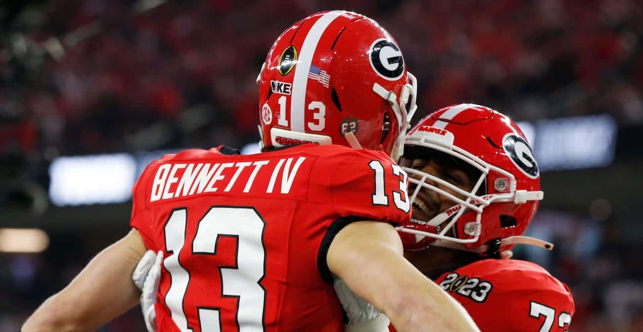 Stetson to work Raising Canes shift in Athens, unveil art