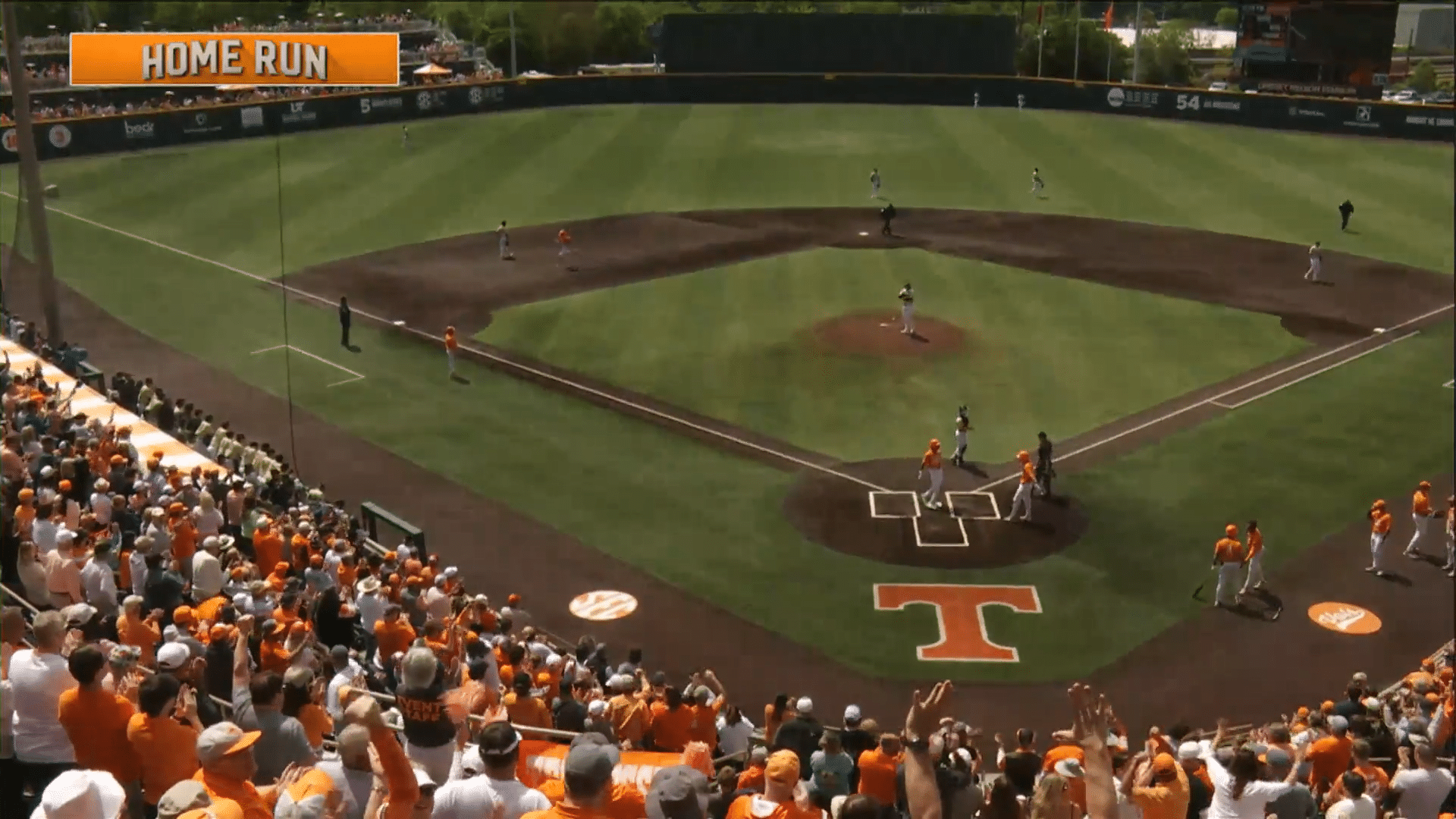 Tennessee baseball runrules No. 4 Vanderbilt, earns first SEC series win since late March
