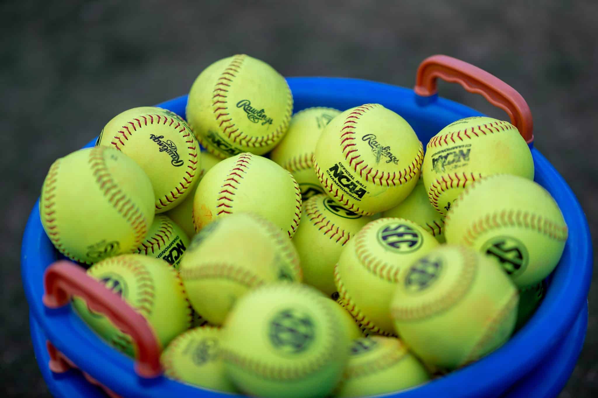 Softball America names SEC ace as 2023 NCAA Pitcher of the Year, draws