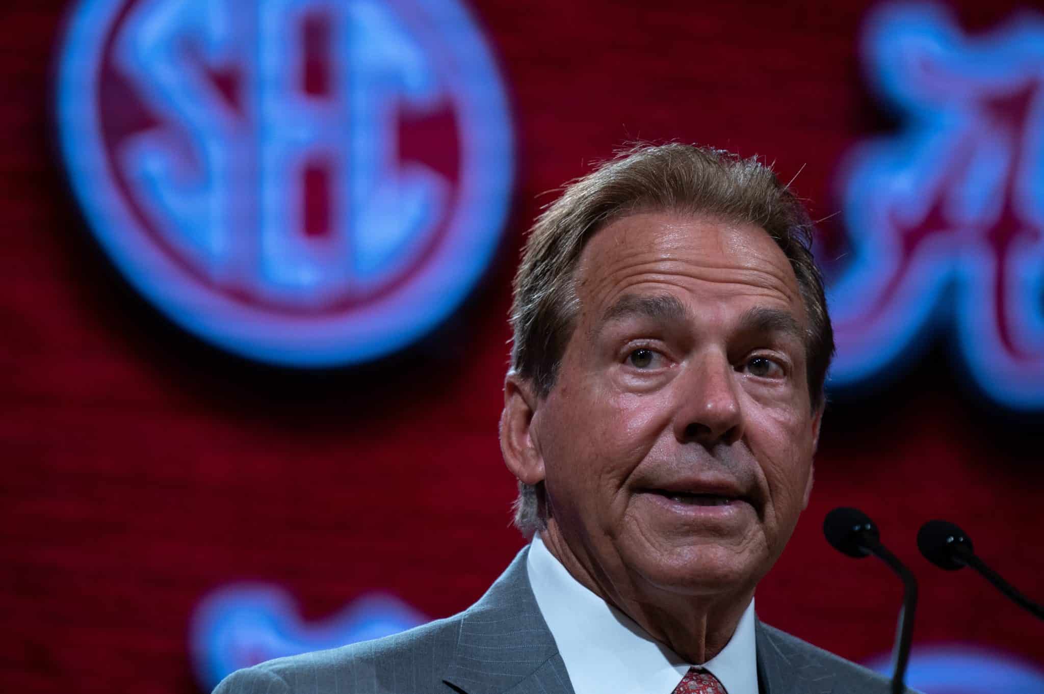 Texas linebacker uses Nick Saban's familiar phrase to stay grounded - Vimarsana News