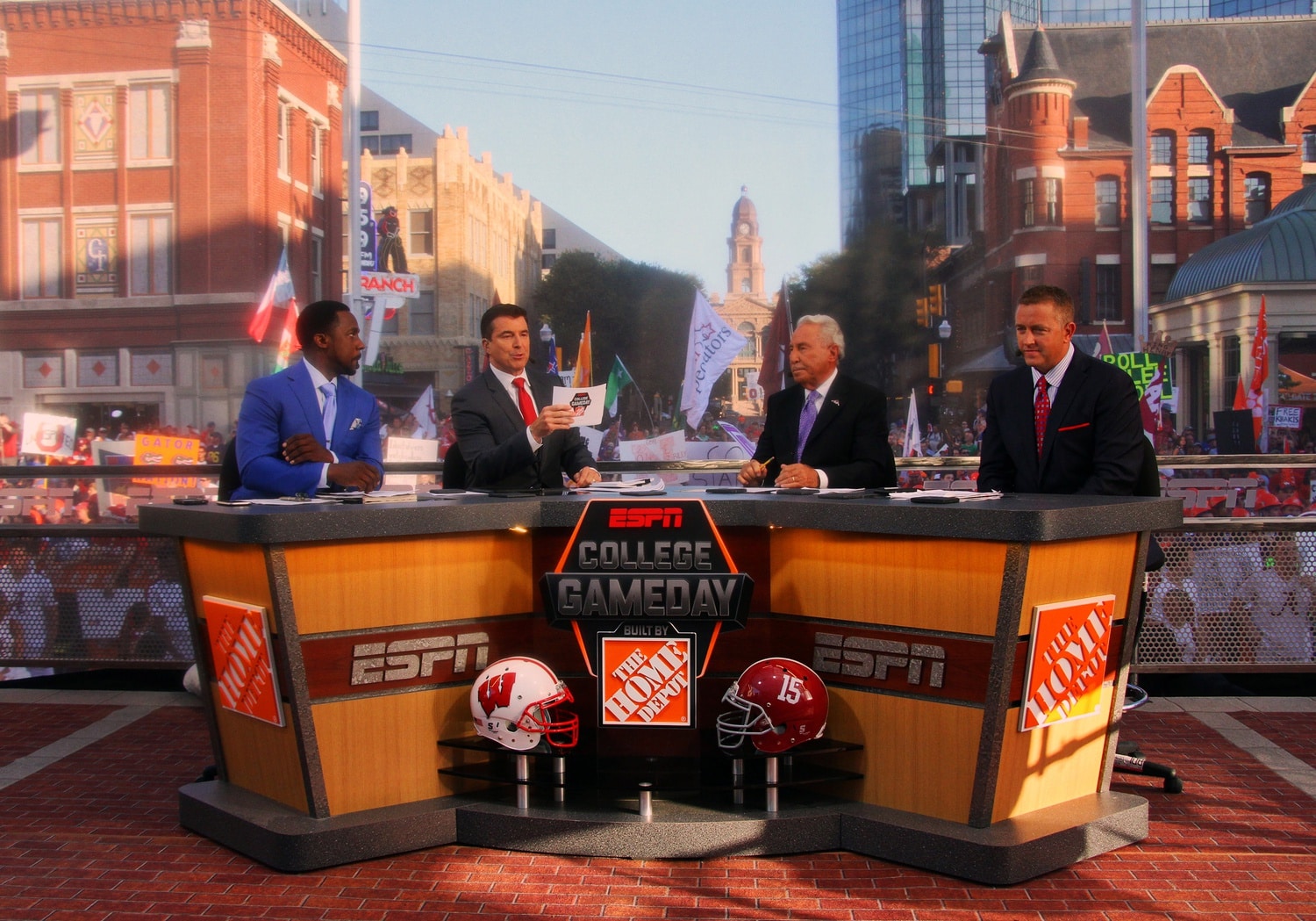 College GameDay picks ESPN crew and Ken Jeong pick major Week 5 SEC