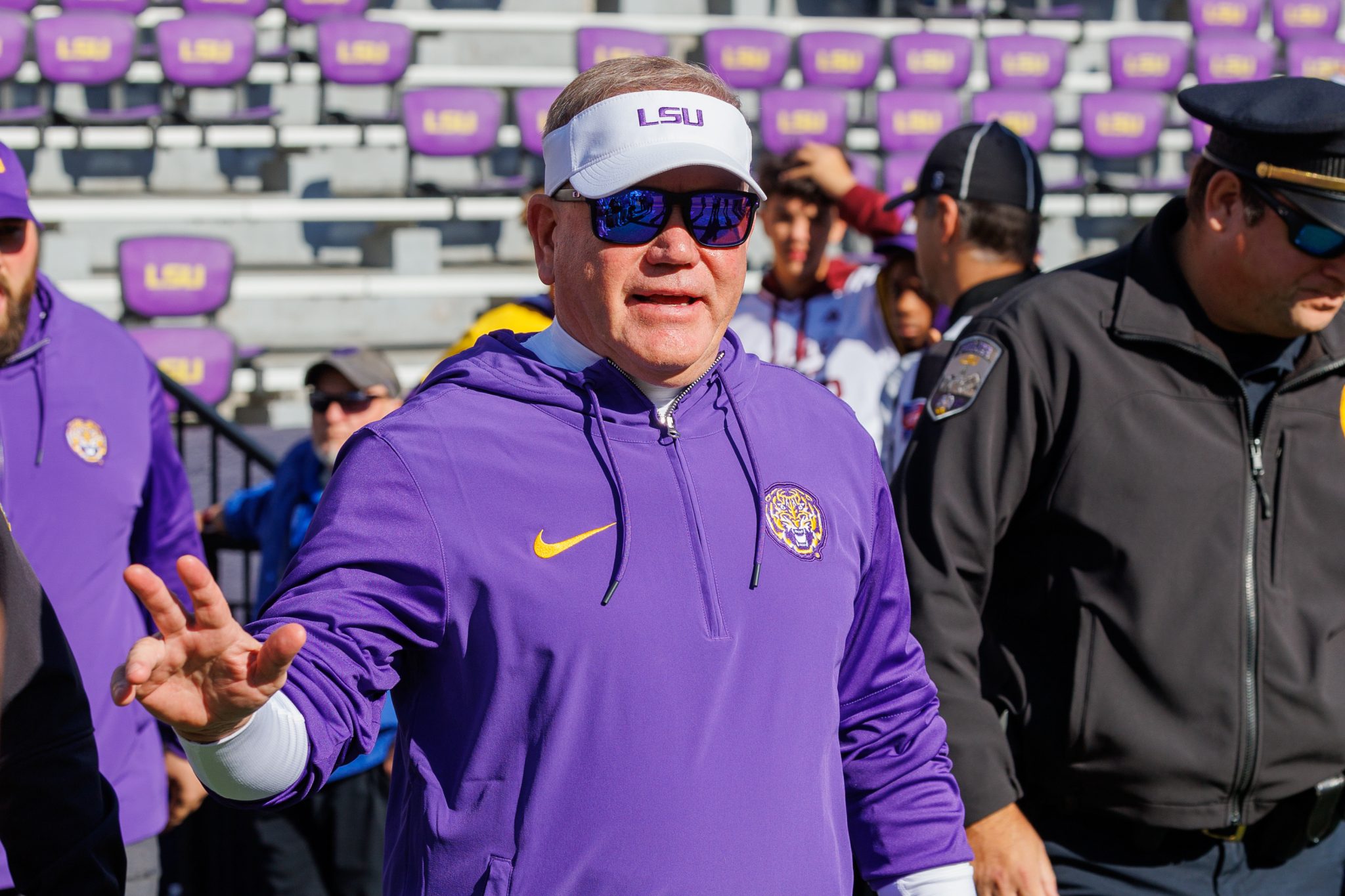 Brian Kelly rumors: LSU insider says Tigers coach would leave for potential Big Ten opening
