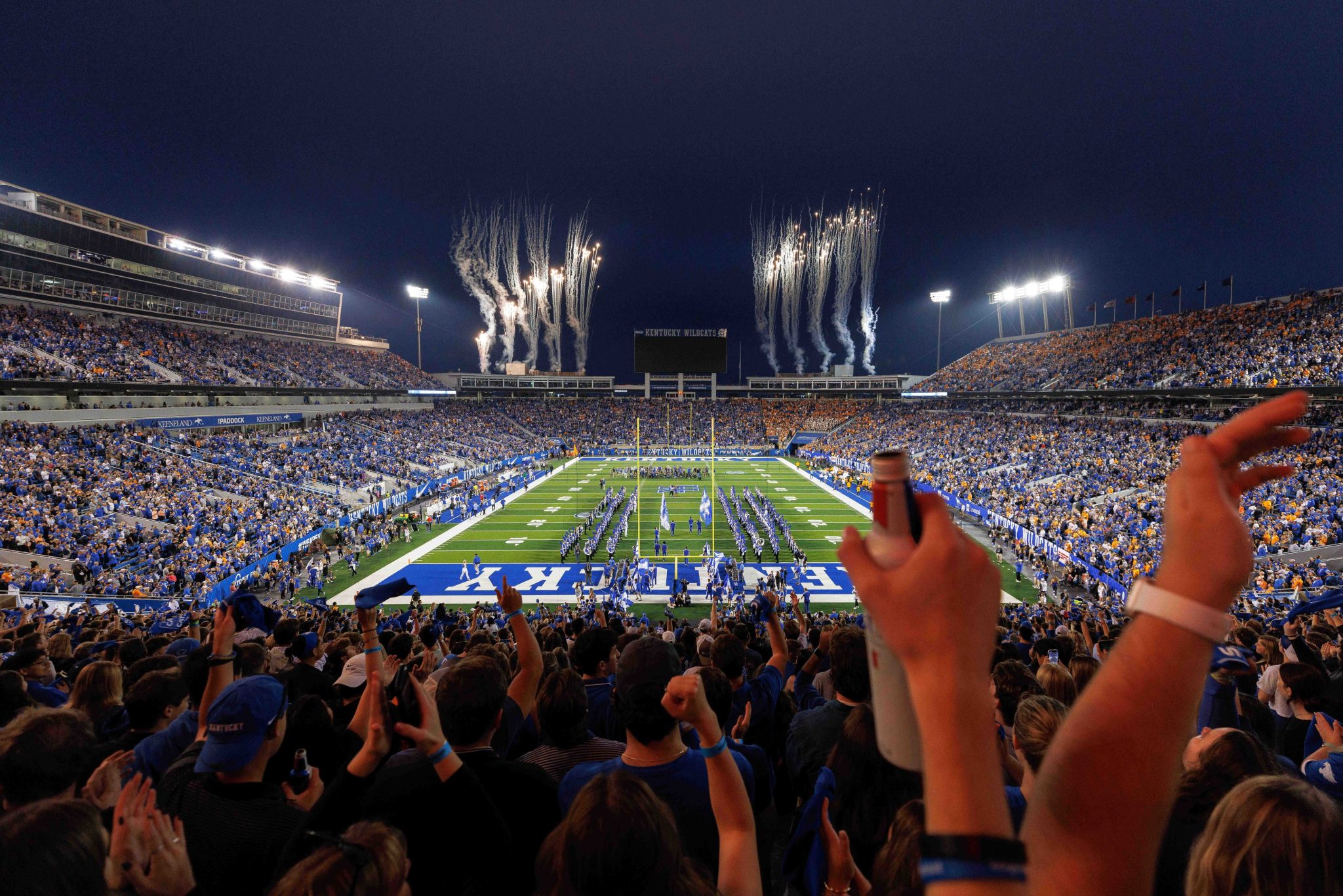 Kentucky lands 2025 pledge from bluechip Ohio wide receiver