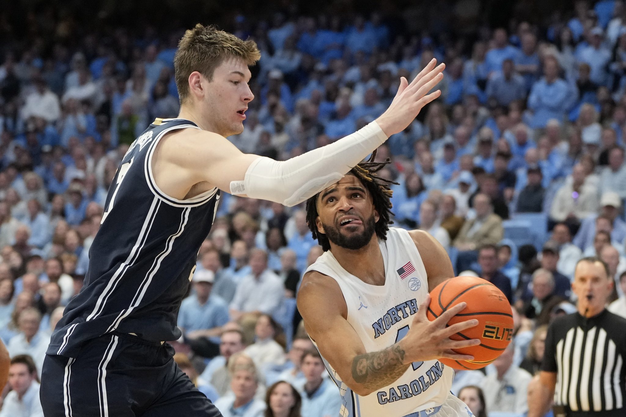 Duke vs. North Carolina basketball ATS betting trends throughout history