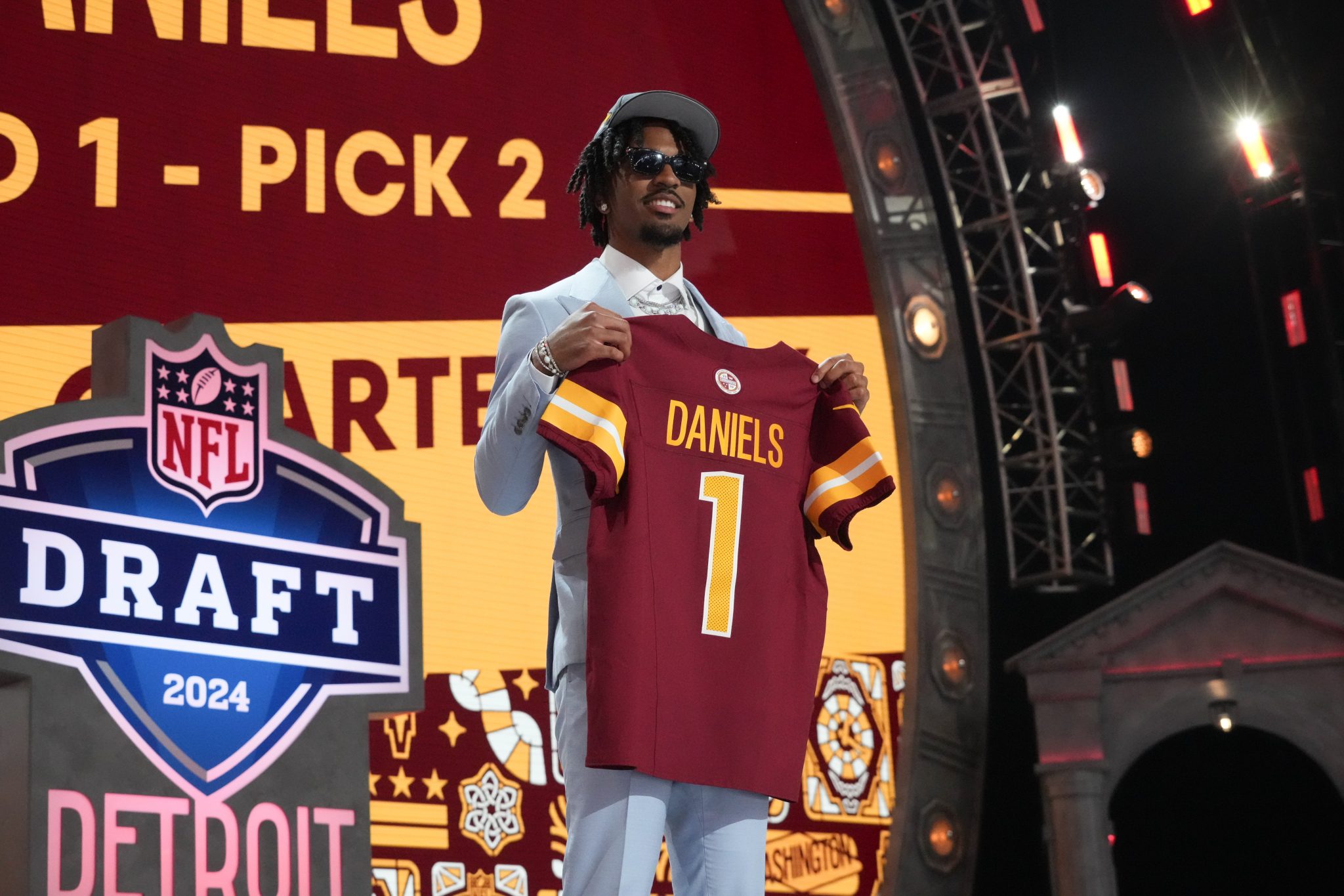 Breaking down Jayden Daniels
